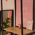 Privatunterkunft Bertha-marie Flamingo Lounge Greifswald
