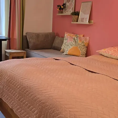 Bertha-marie Flamingo Lounge Privatunterkunft