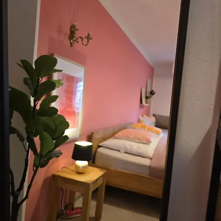 Bertha-marie Flamingo Lounge Privatunterkunft