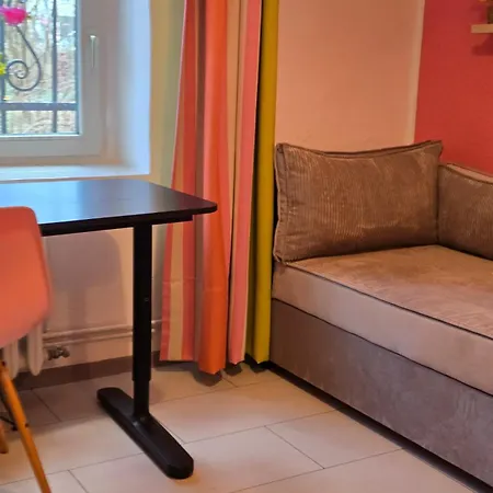 Bertha-marie Flamingo Lounge